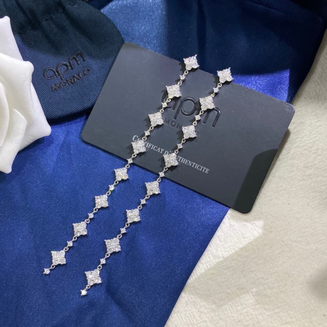 APM Monaco Elegant Diamond Earrings